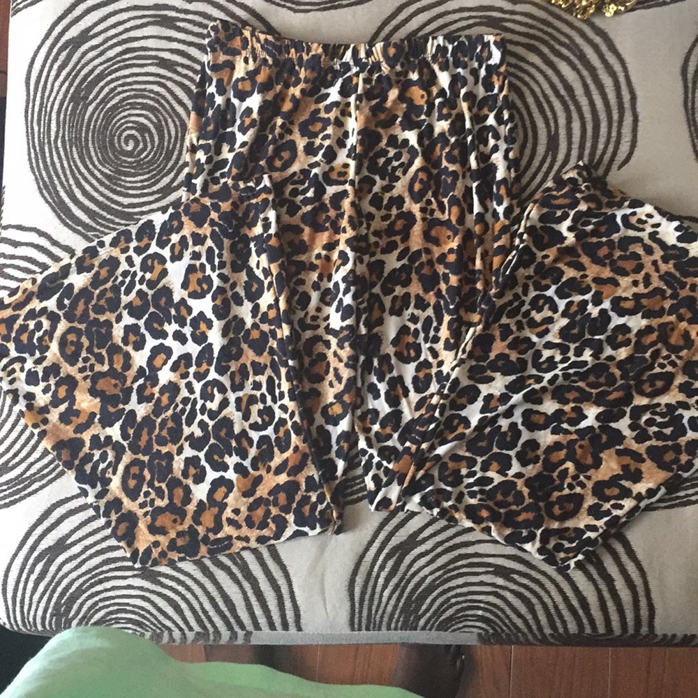 Leopard flare pants